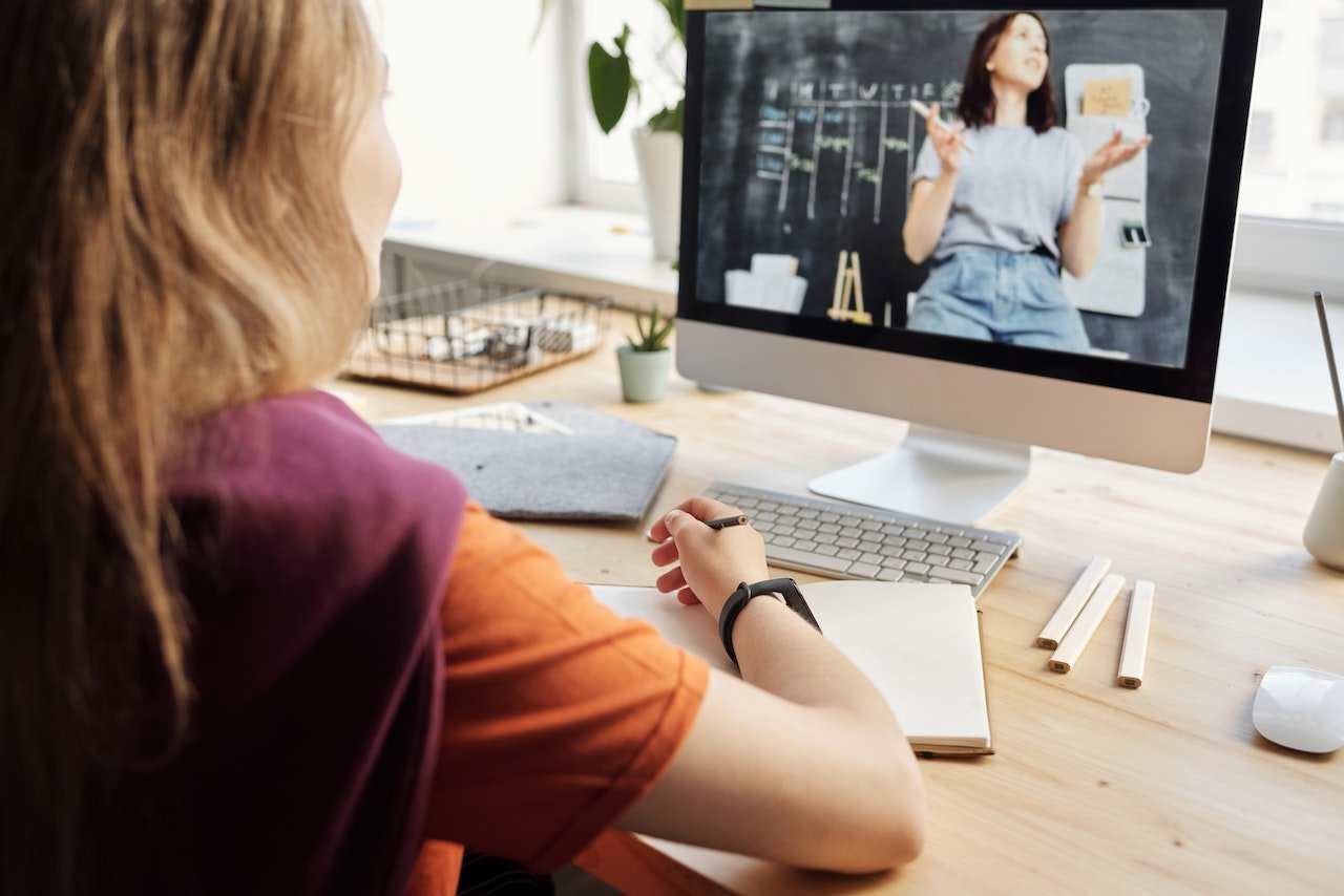 Wird man als arbeitslos eingestuft? – Fernabitur